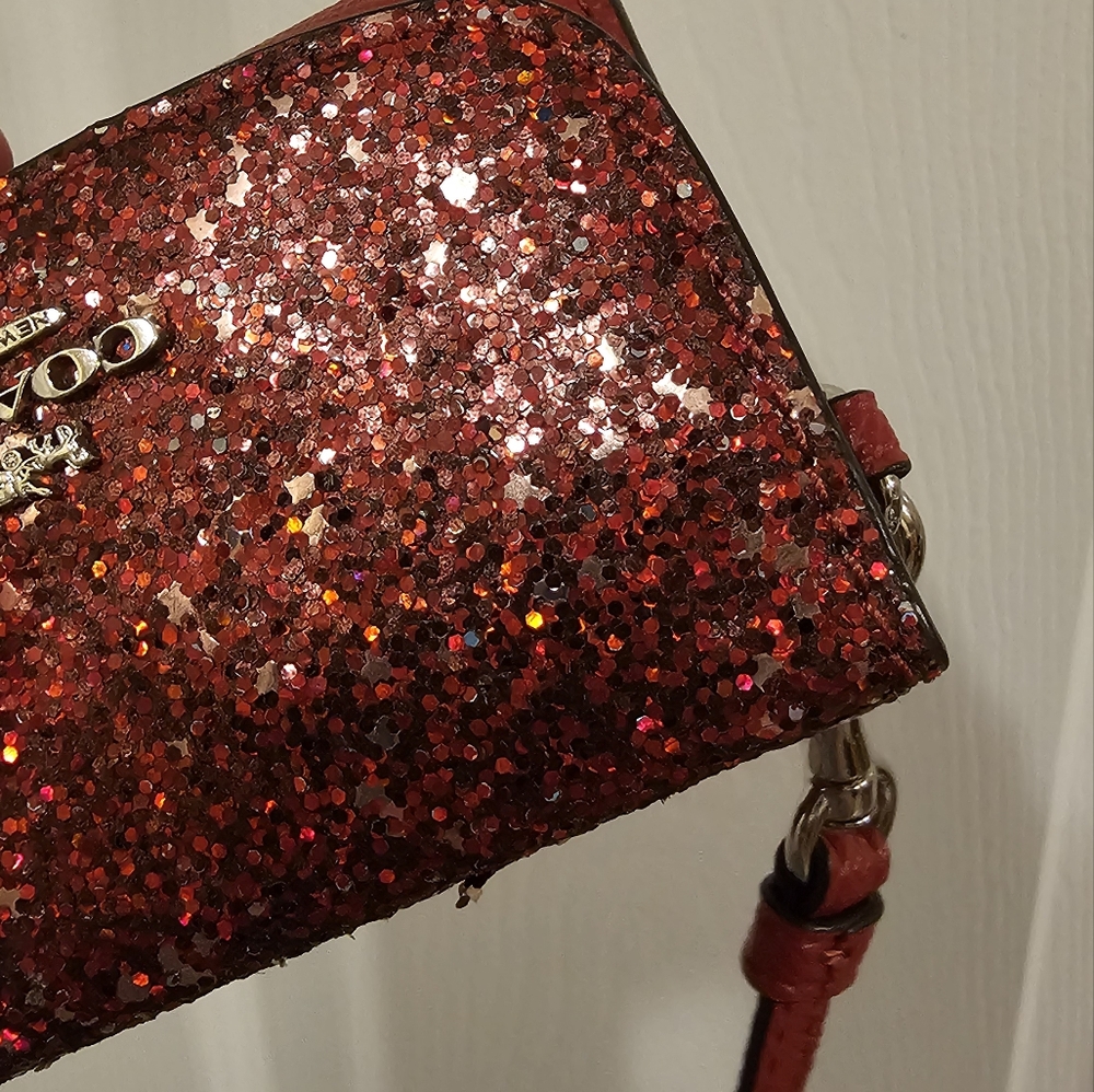 Coach Rare Sparkle Red Card Pouch - Picture 16 of 17